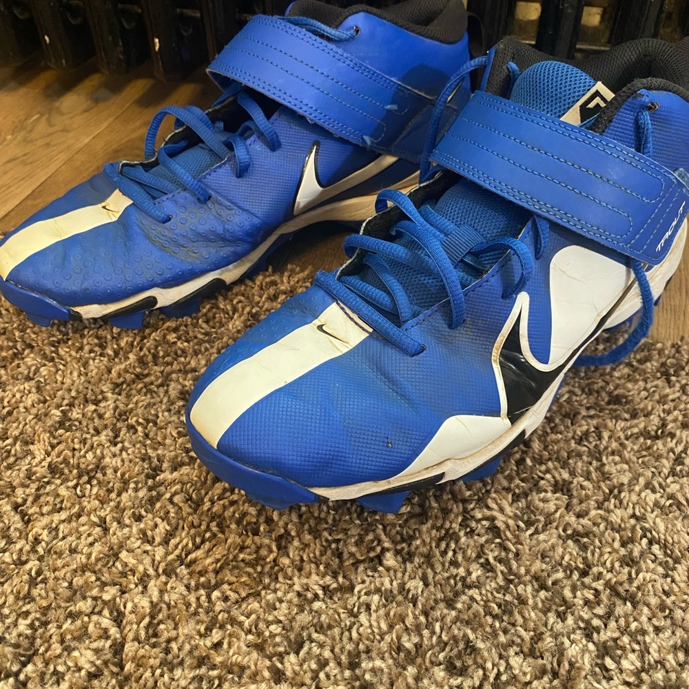 Nike Mens Mike Trout cleats size 9.5